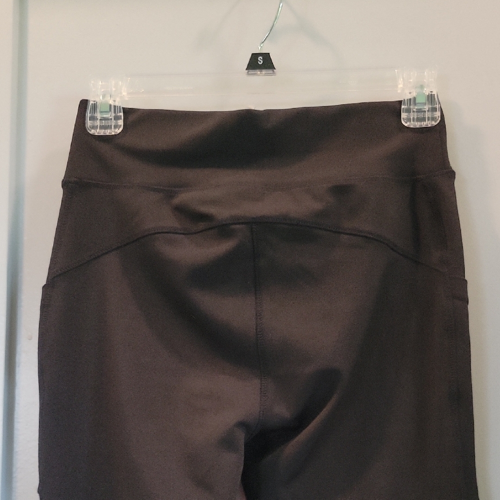 POP Fit Black Leggings - Picture 6 of 8